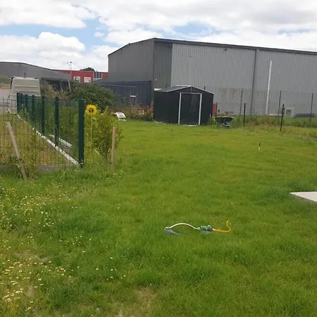 Ferienhaus Maison Neuve Avec Jardin