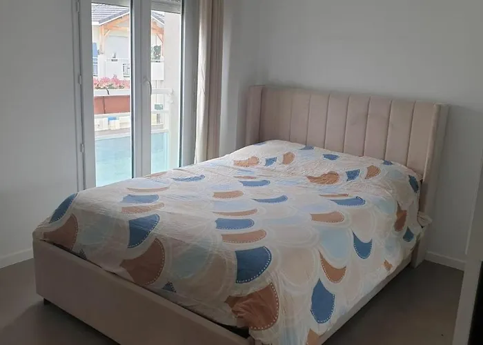 Maison Neuve Avec Jardin * Lons