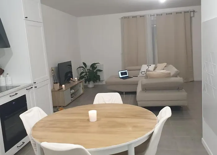 Feriehus Maison Neuve Avec Jardin *