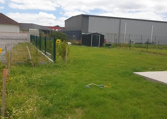 Feriehus Maison Neuve Avec Jardin